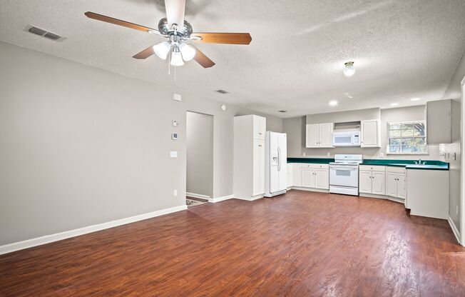 2 beds, 1 bath, $1,750