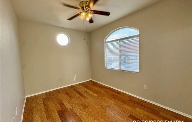 3 beds, 2 baths, $1,445, Unit # 4822