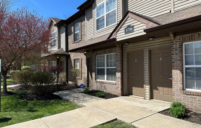 2 beds, 2 baths, $1,350