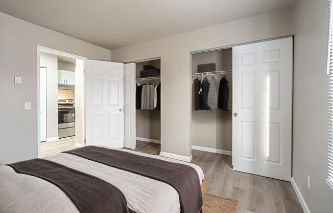 2 beds, 1 bath, 800 sqft, $1,099, Unit 108 - 105