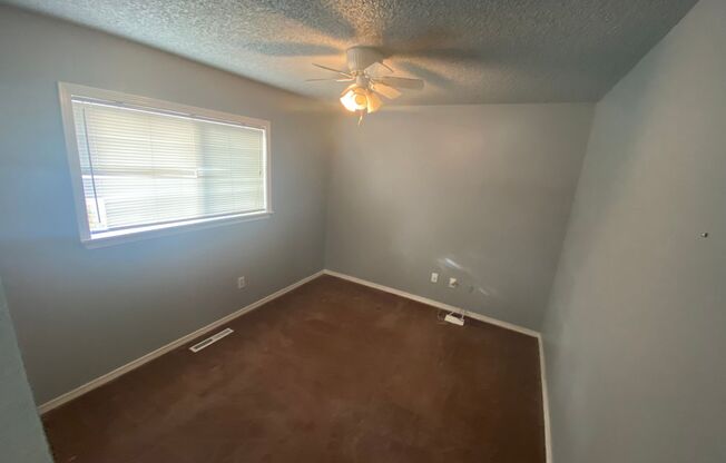 3 beds, 1 bath, $2,275