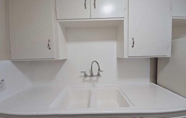 1 bed, 1 bath, 650 sqft, $2,200, Unit 2890-20