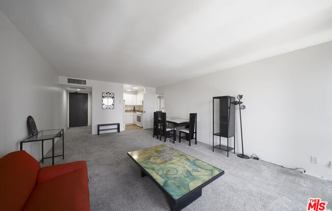 1 bed, 1 bath, 762 sqft, $2,600, Unit 1807