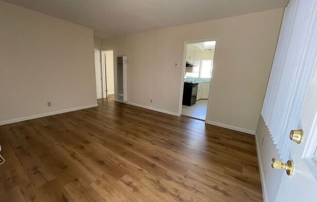 1 bed, 1 bath, 624 sqft, $1,999, Unit 4