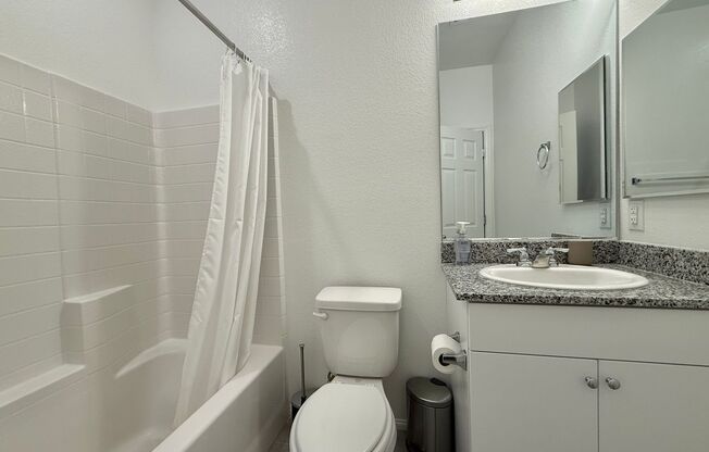 Beautiful 3bd/3bath home