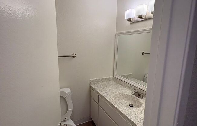 Studio, 1 bath, 433 sqft, $1,750, Unit 222