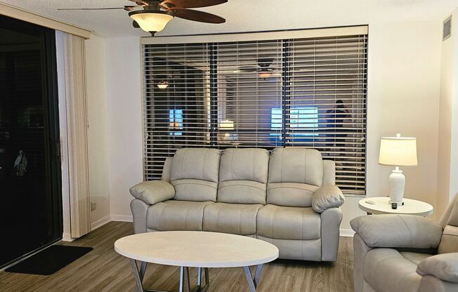 Riverfront Community Resort Style 2/2 Condo