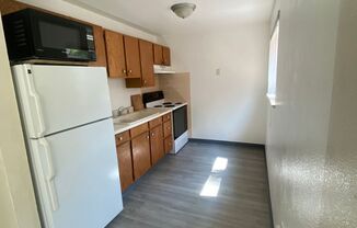 1 bed, 1 bath, 600 sqft, $1,000, Unit Unit 102