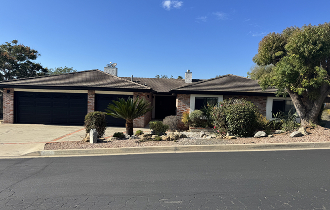 1824 QUEENS WAY