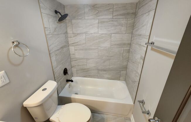 Beatuiful Two Bedroom Town Home