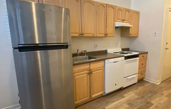 1 bed, 1 bath, 500 sqft, $1,400, Unit 107