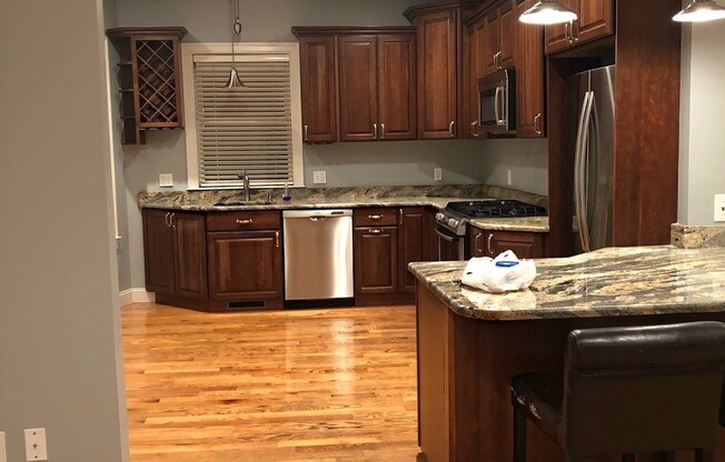 2 beds, 2 baths, 1,700 sqft, $3,000, Unit 1
