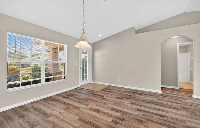 3 beds, 2 baths, $1,850