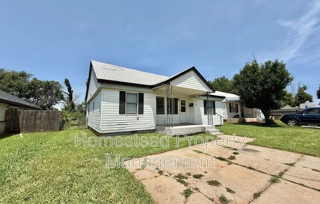 2141 SW 45 ST