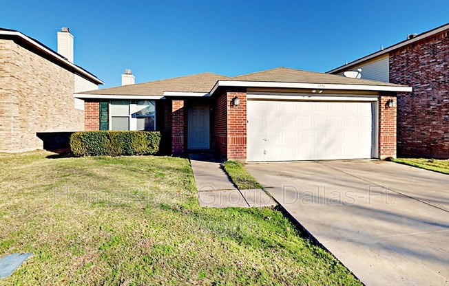3956 FOXHOUND LN