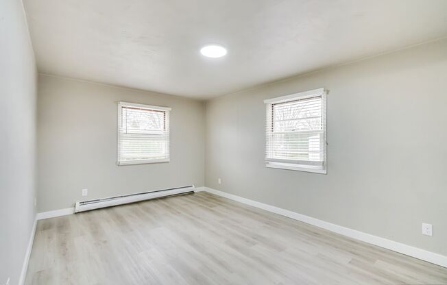 2 beds, 1 bath, 768 sqft, $1,099, Unit 2331-08