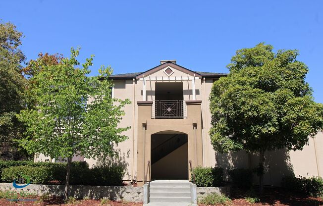 $3,295 Beautifully updated Condo at the Crescendo in the River Oaks Community nearby Intel, Cisco, Oracle, Yahoo!