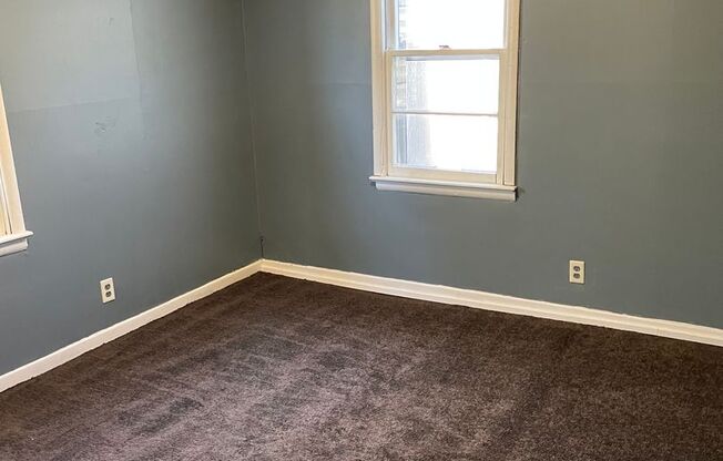 2 beds, 1 bath, $750