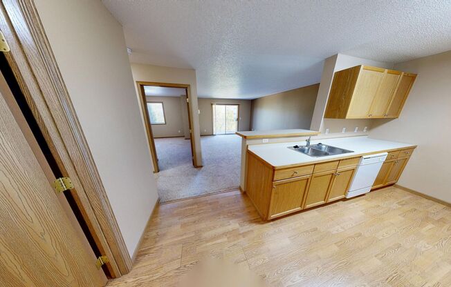 1 bed, 1 bath, 760 sqft, $1,095, Unit 2900-1233