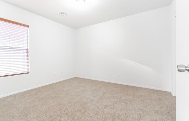 4 beds, 2.5 baths, $2,850