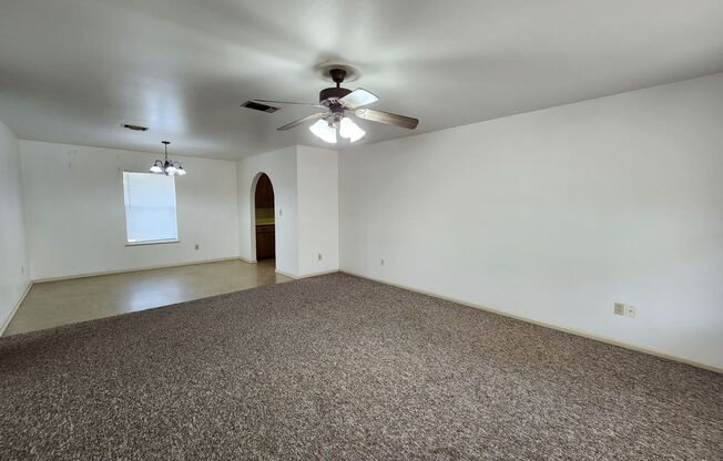 Walk to Torrey Park,  Live Minutes from Historic Gruene! 2/1/1 Duplex with Refrigerator Included / NBISD