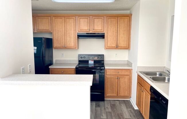 2 beds, 2.5 baths, $1,330