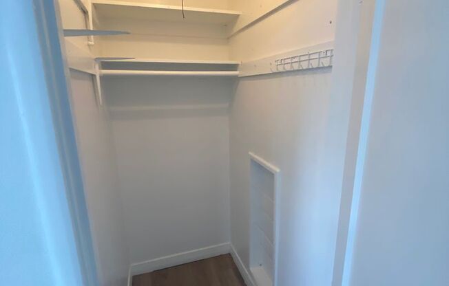 1 bed, 1 bath, $1,575, Unit C3