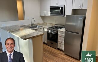 Two Bedroom in the Haight**Hardwood*Dishwasher**Laundry**Open House Sat/Sun**