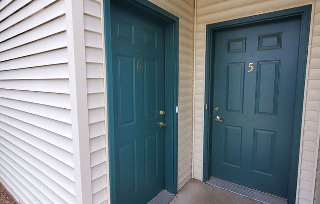 2 beds, 1 bath, 1,050 sqft, $1,259, Unit PL   7606