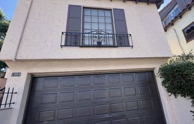 4956 S SAN VICENTE BLVD