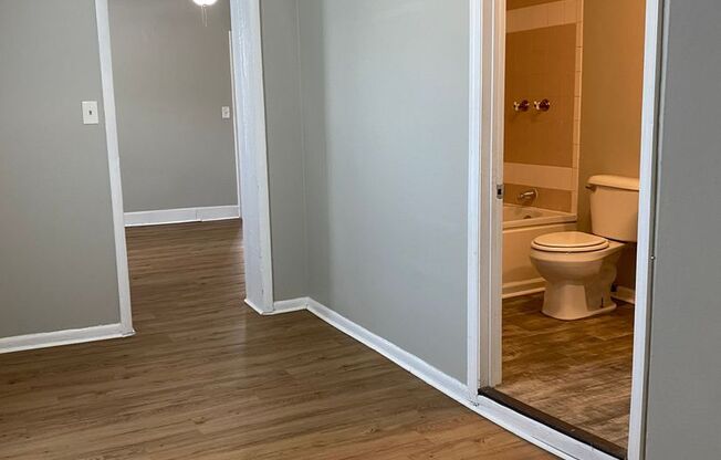 1 bed, 1 bath, $900