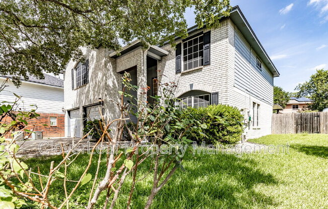 108 SNOWBERRY DR