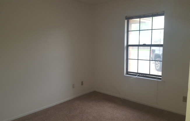 320 Station Street, Converse, Texas