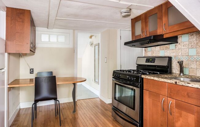 1 bed, 1 bath, $1,750, Unit 3