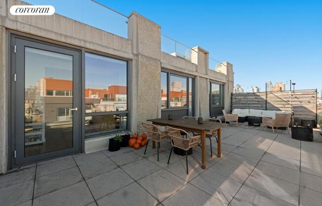 247 N 7 ST