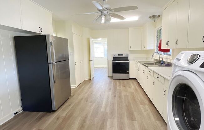 Halawa Heights 3 bedroom, 1 bath Duplex