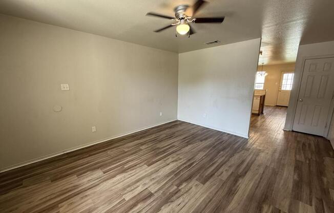 3407 TOLEDO DR