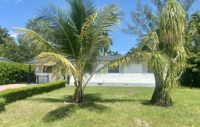 6255 SW 62 CT