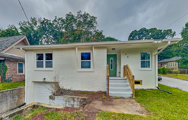 108 BURBANK DR NW