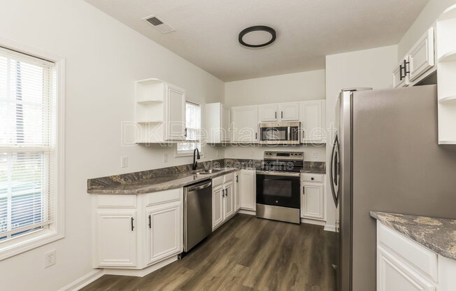 3 beds, 2.5 baths, 1,408 sqft, $1,750, Unit 3005