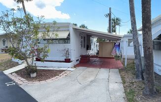 Beautiful 1 bedroom 1 bath Manufactured home for rent in Regency Cove, a 55+ gated community.