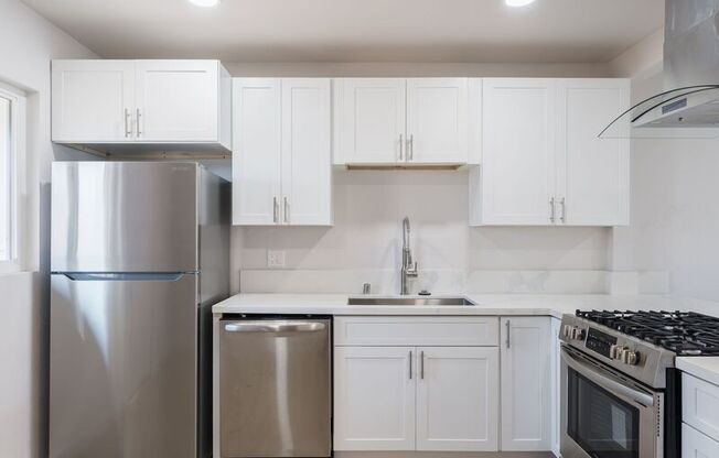 136 5 AVE