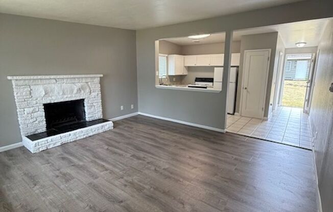 2 beds, 1 bath, 750 sqft, $1,900, Unit Unit #21