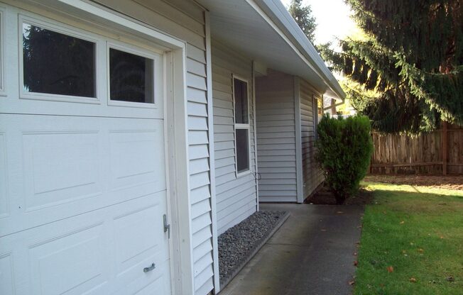 3 beds, 2 baths, $2,395