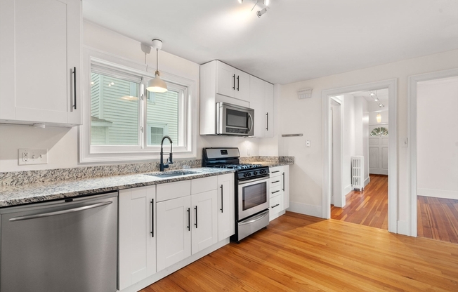35 PERKINS ST