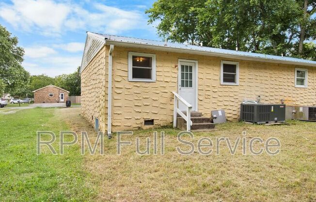 105 HUBERT DR
