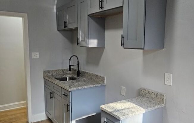 2 beds, 1 bath, $1,695, Unit 5244-2E