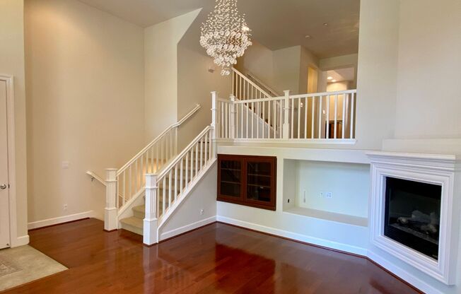 Beautiful 3 Bedroom 2.5 Bath Sunnyvale Villas Townhouse