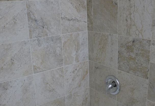 1 bed, 1 bath, 640 sqft, $1,650, Unit 501