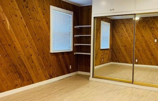 11923-27 Venice Blvd